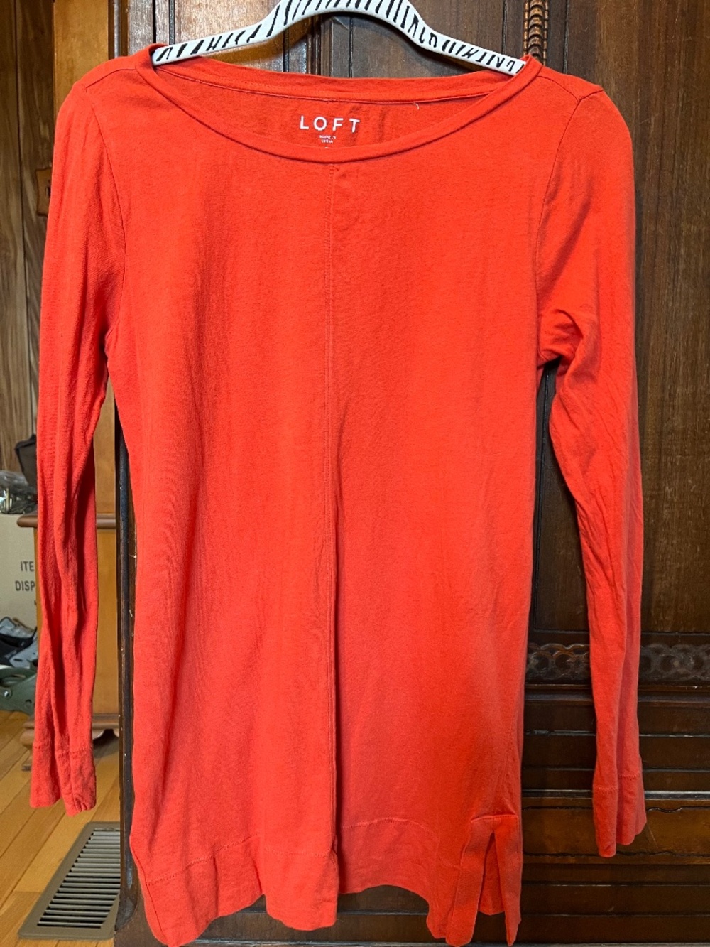 LOFT Red-Orange Long Sleeve Tunic Tee Seam Detail Slit Size S